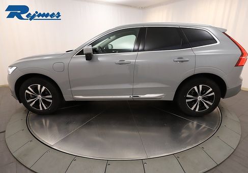 Volvo XC60, 2025