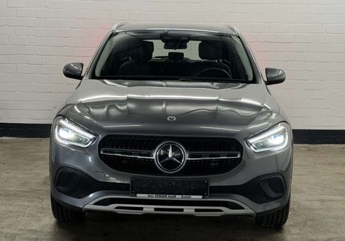 Mercedes-Benz GLA 180, 2024