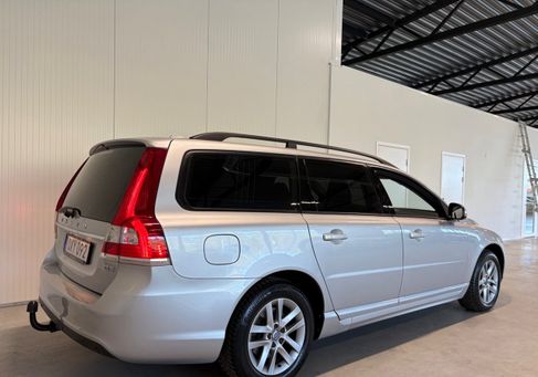 Volvo V70, 2016
