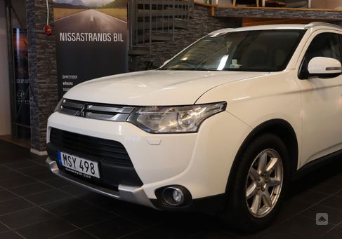 Mitsubishi Outlander, 2015