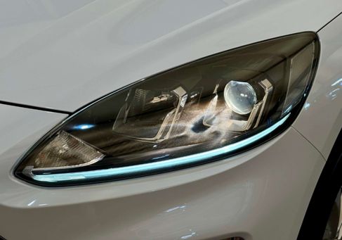 Ford Kuga, 2022