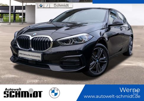 BMW 118, 2022