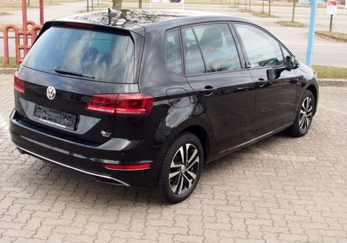 Volkswagen Golf, 2020 3