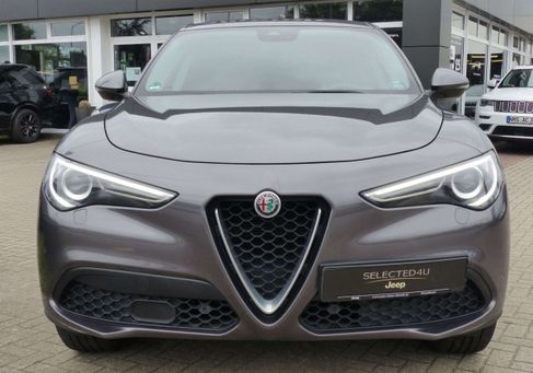 Alfa Romeo Stelvio, 2019