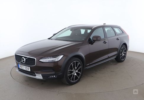 Volvo V90 Cross Country, 2017