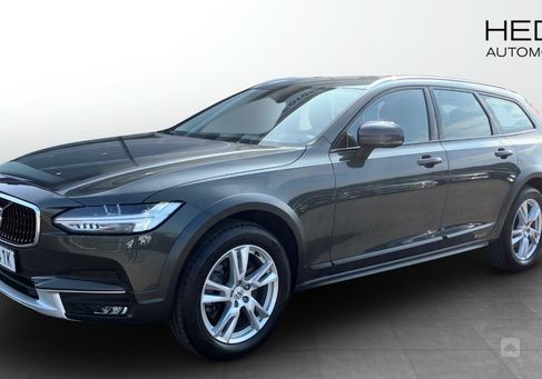 Volvo V90 Cross Country, 2019