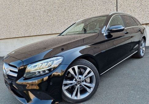 Mercedes-Benz C 300, 2021