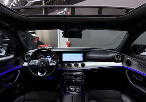 Mercedes-Benz E 200, 2019 3