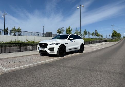Jaguar F-Pace, 2018