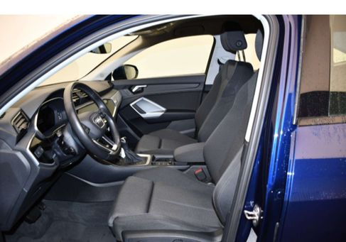 Audi Q3, 2022