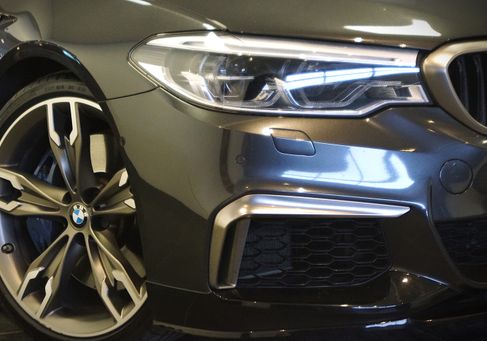 BMW M550, 2017