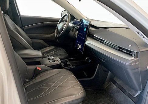 Ford Mustang Mach-E, 2022