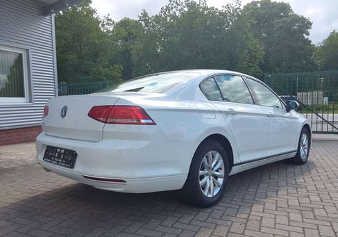 Volkswagen Passat, 2018