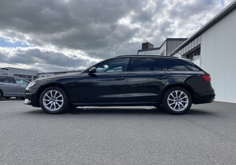 Audi A4, 2023 2