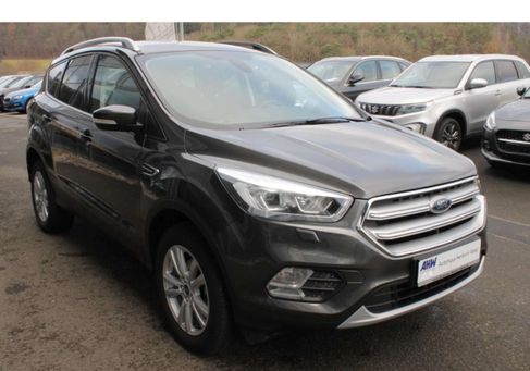 Ford Kuga, 2019