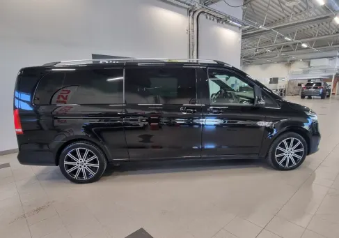 Mercedes-Benz V 250, 2023 3