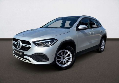 Mercedes-Benz GLA 180, 2021 2