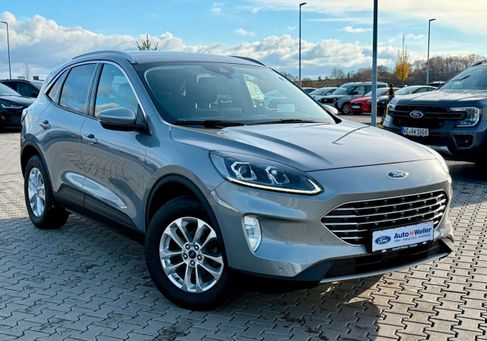 Ford Kuga, 2021