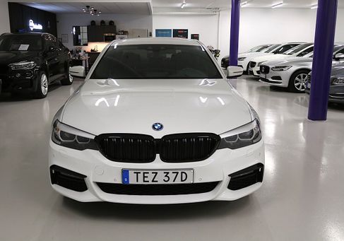 BMW 530, 2020 3