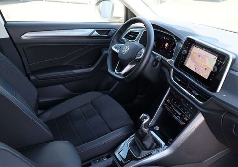 Volkswagen T-Roc, 2022