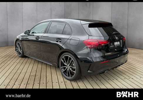 Mercedes-Benz A 200, 2025 3