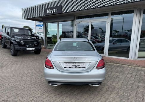 Mercedes-Benz C 180, 2019 3