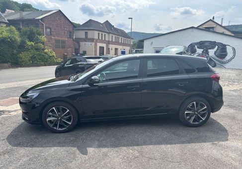 Hyundai i30, 2024 3