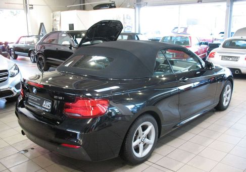 BMW 218, 2018 3