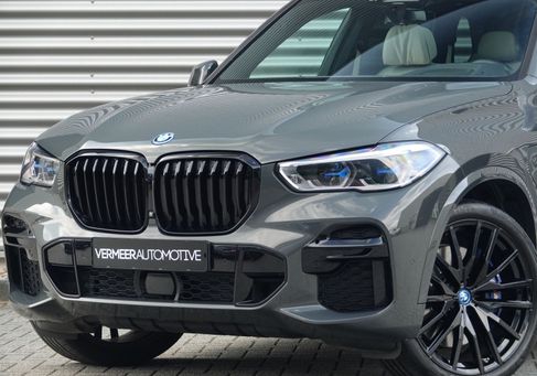 BMW X5, 2023