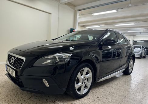 Volvo V40 Cross Country, 2014