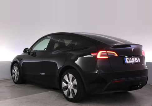 Tesla Model Y, 2024 3