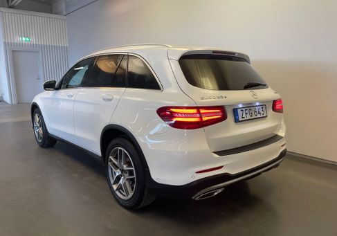 Mercedes-Benz GLC 220, 2018 3
