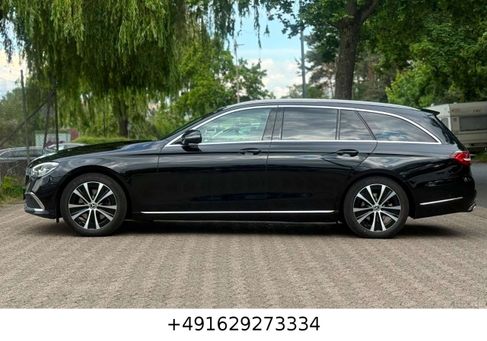 Mercedes-Benz E 220, 2022