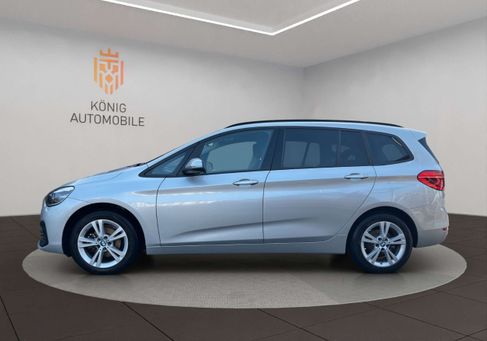 BMW 216, 2019