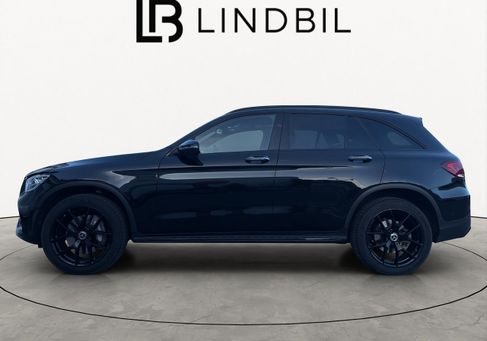 Mercedes-Benz GLC 300, 2022