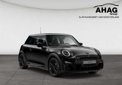 MINI ONE, 2022