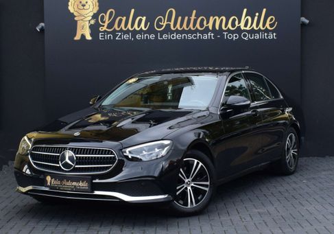 Mercedes-Benz E 220, 2022