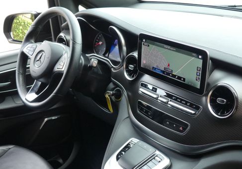 Mercedes-Benz V 300, 2022