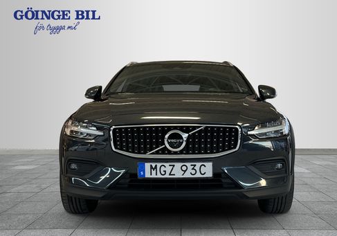 Volvo V60 Cross Country, 2019