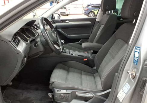 Volkswagen Passat, 2020