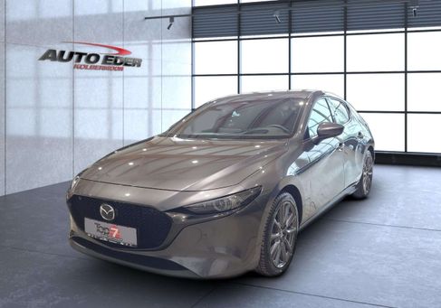 Mazda 3, 2025