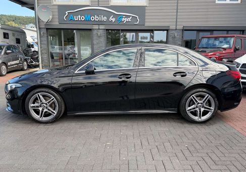 Mercedes-Benz A 200, 2022