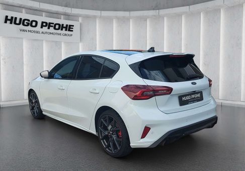 Ford Focus, 2023 3