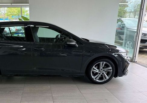 Volkswagen Golf, 2024 2