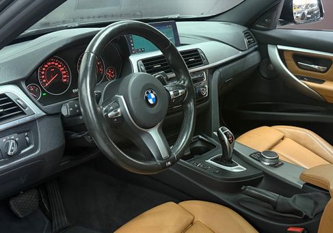 BMW 330, 2018 2