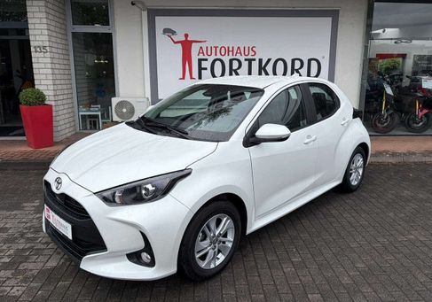 Toyota Yaris, 2024