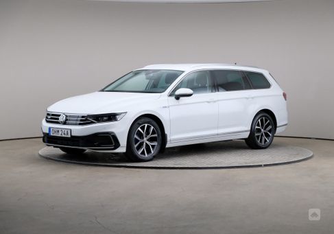 Volkswagen Passat Variant, 2020