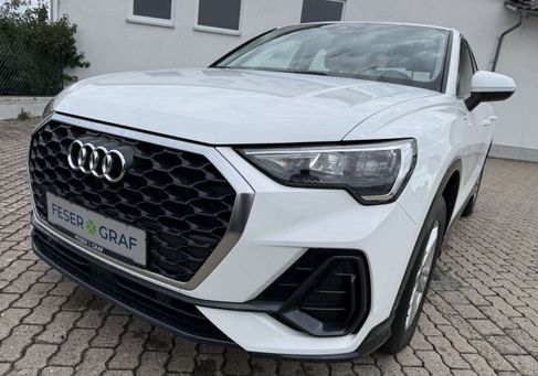 Audi Q3, 2022 2