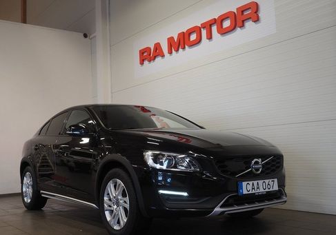 Volvo S60 Cross Country, 2018