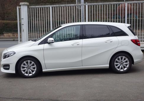 Mercedes-Benz B 180, 2017